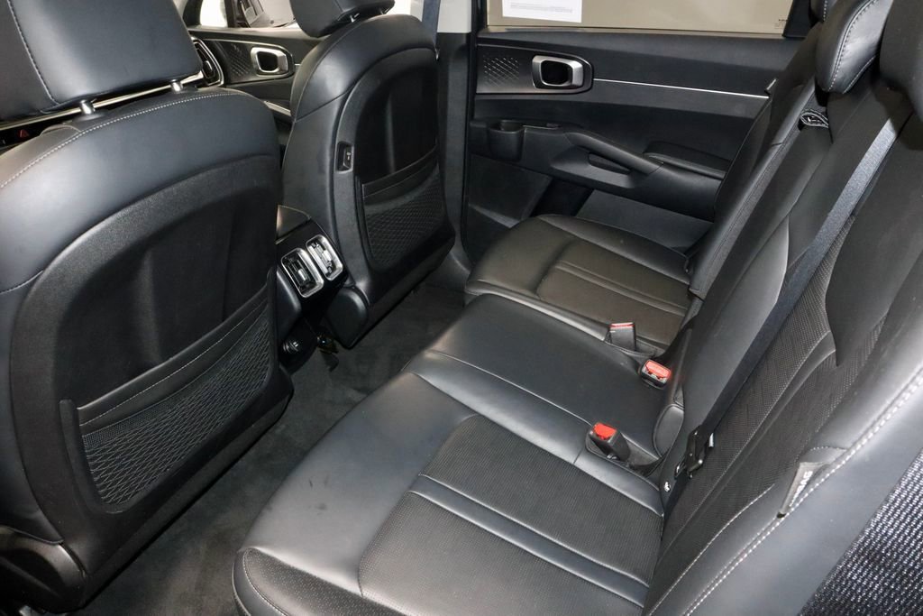 Used 2025 Kia Sorento S AWD/4WD image 22