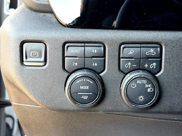 Used 2023 Chevrolet Silverado 1500 LT w/ Texas Edition Plus AWD/4WD image 15