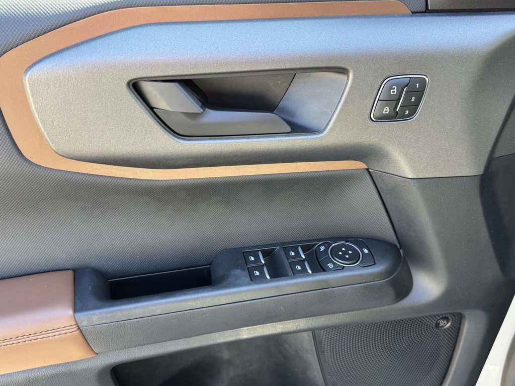 Certified 2025 Ford Bronco Sport Outer Banks w/ Outer Banks Tech Package+ AWD/4WD image 18