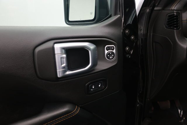 Used 2021 Jeep Wrangler Unlimited Sahara AWD/4WD image 23