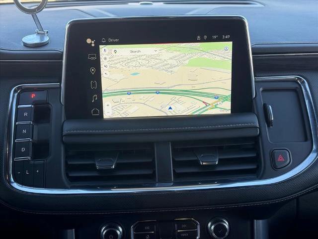 Used 2022 GMC Yukon XL SLT w/ SLT Premium Package image 15