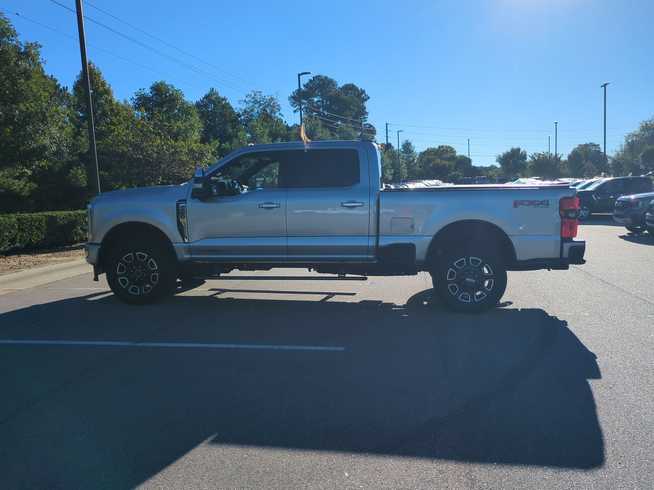 Certified 2024 Ford F250 4x4 Crew Cab Super Duty image 7