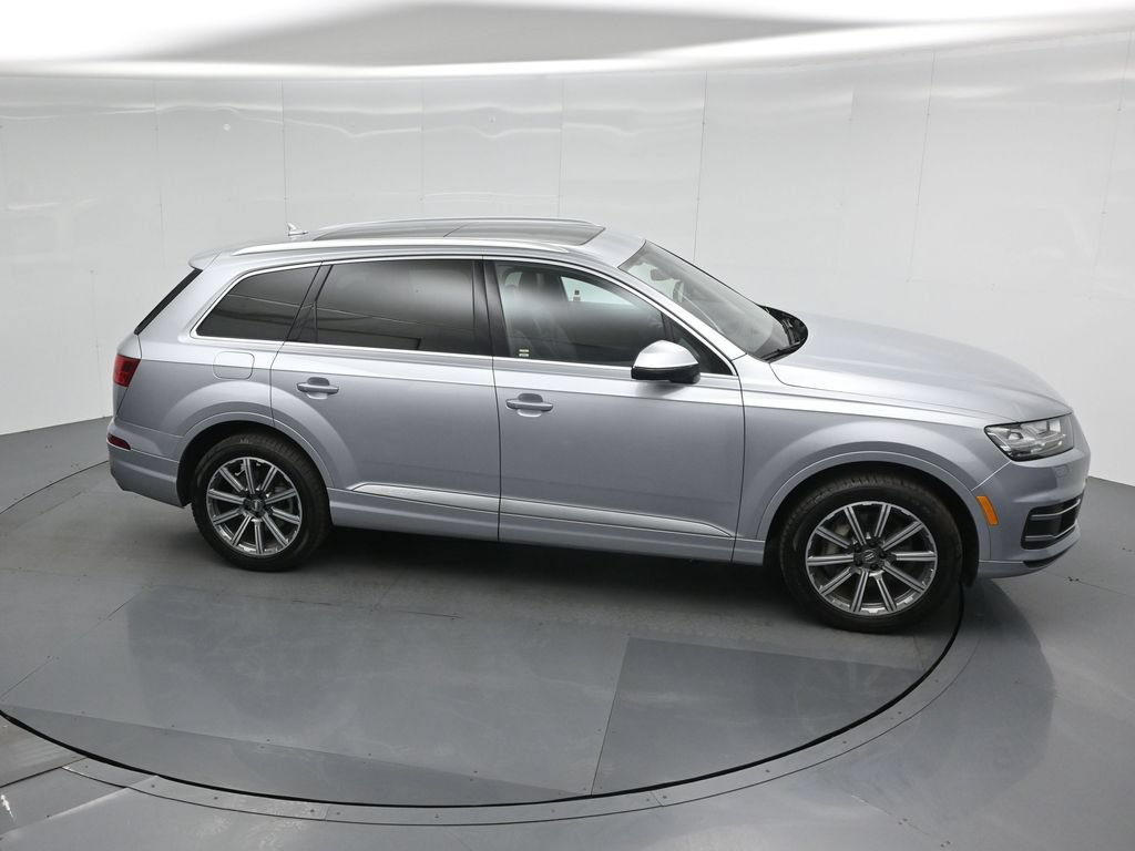 Used 2017 Audi Q7 3.0T Premium Plus w/ Premium Plus Package AWD/4WD image 57