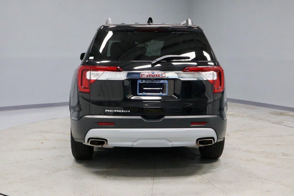 Used 2023 GMC Acadia SLT w/ LPO, Floor Liner Package image 4