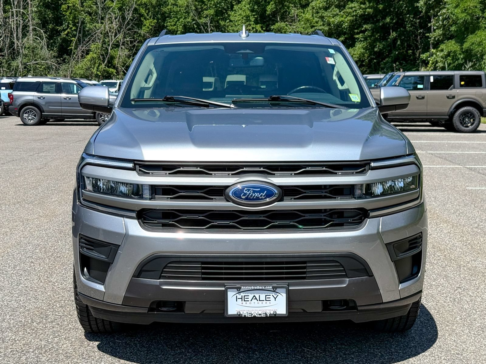 Certified 2023 Ford Expedition XLT AWD/4WD image 2