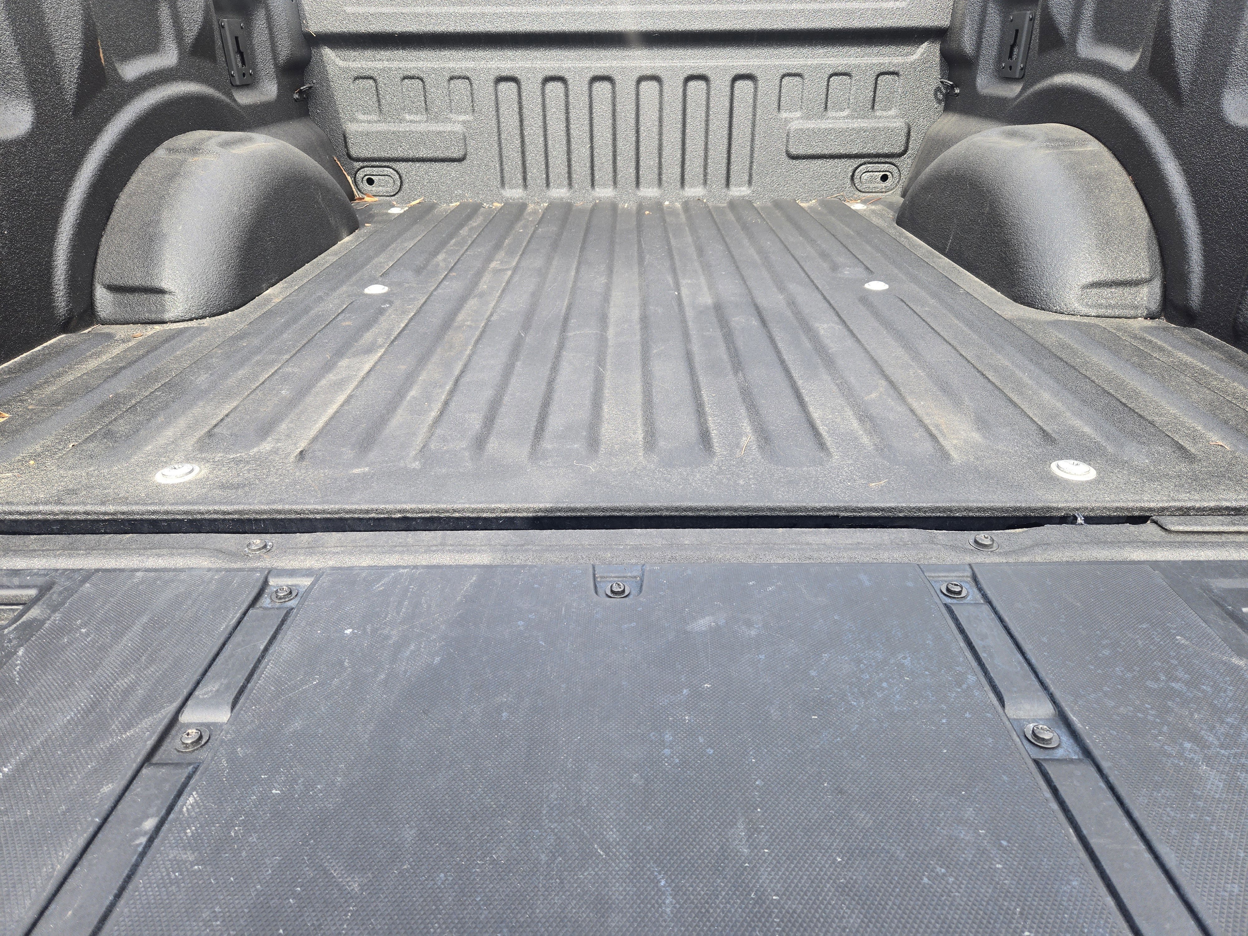 Certified 2022 Ford F150 Platinum w/ Equipment Group 701A High image 23