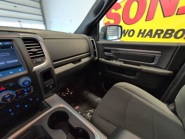 Used 2023 RAM 1500 Classic Warlock AWD/4WD image 25