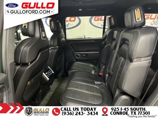 Used 2024 Rivian R1S Adventure AWD/4WD image 15