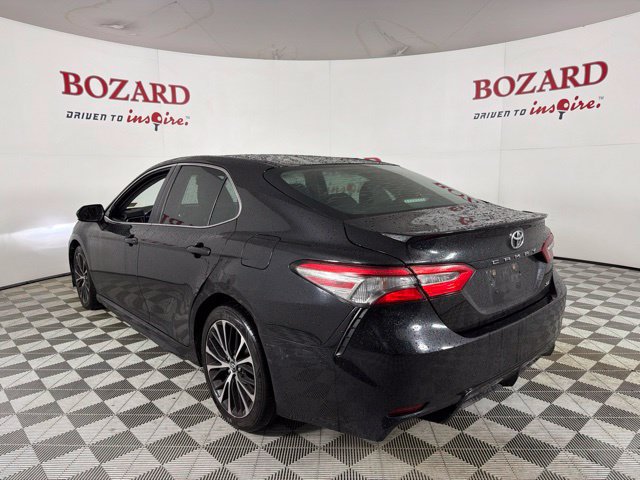 Used 2018 Toyota Camry SE FWD image 9