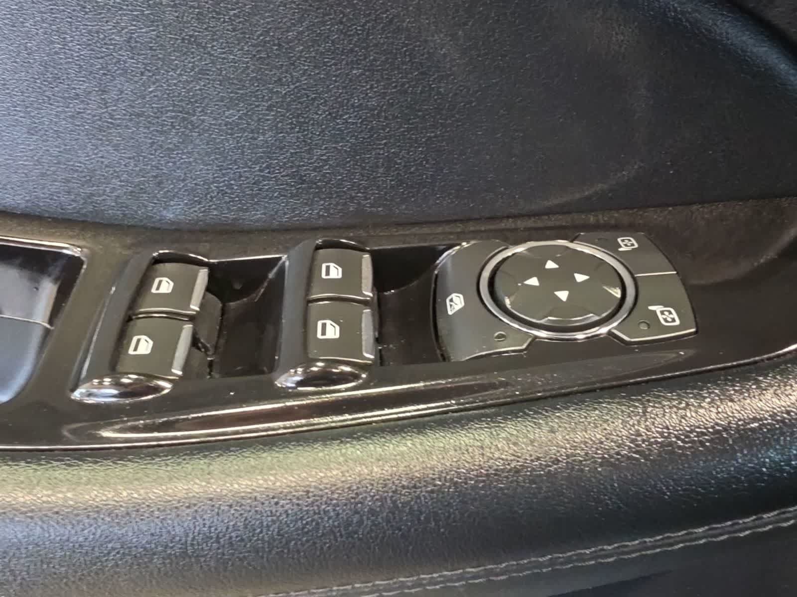 Certified 2020 Ford Edge SEL AWD/4WD image 17