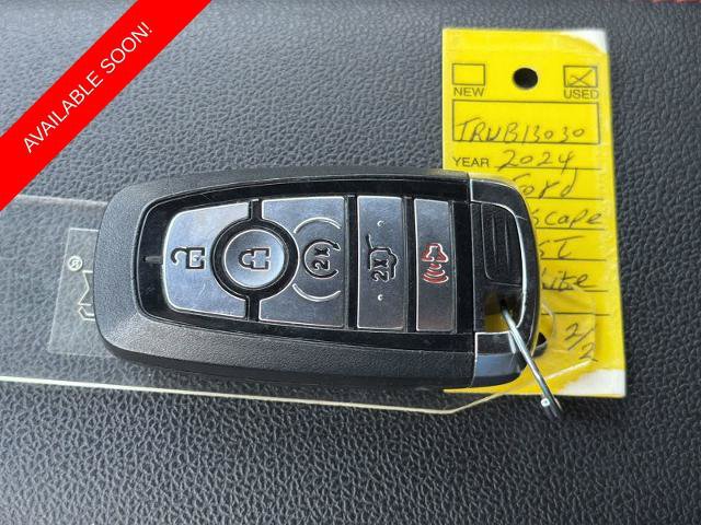 Certified 2024 Ford Escape ST-Line w/ Tech Pack #1 AWD/4WD image 35
