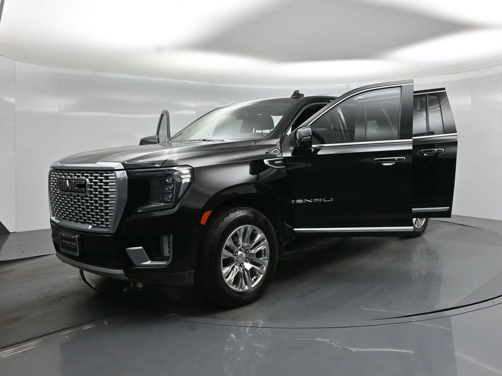 Used 2021 GMC Yukon XL Denali AWD/4WD image 30