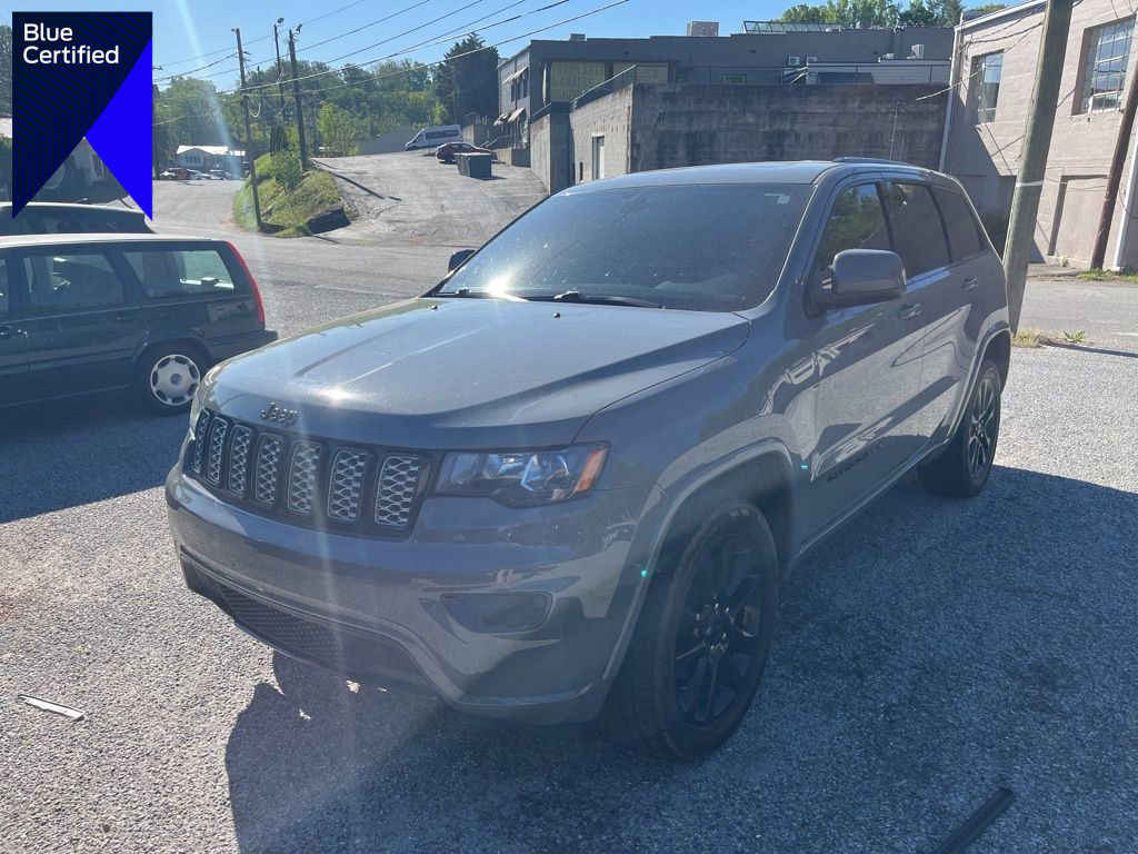 Used 2020 Jeep Grand Cherokee Altitude image 1