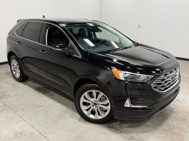 Certified 2024 Ford Edge Titanium image 38