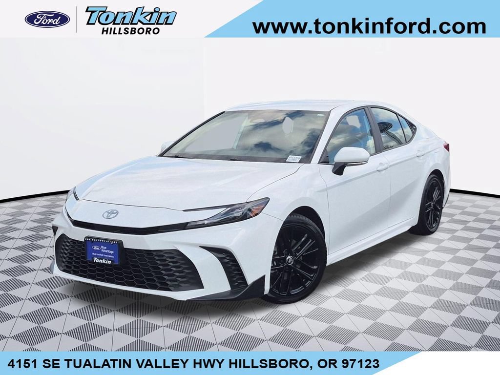 Used 2025 Toyota Camry SE FWD video 1