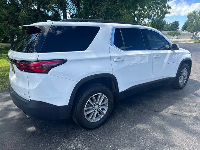 Used 2023 Chevrolet Traverse LT FWD image 5