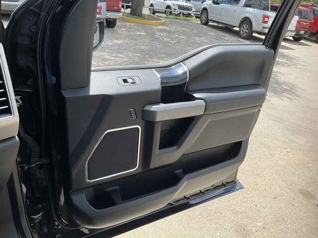 Certified 2021 Ford F250 Platinum w/ FX4 Off-Road Package AWD/4WD image 24