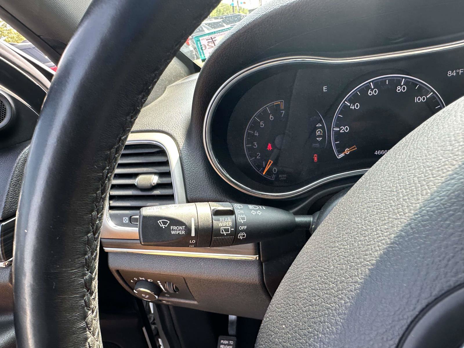 Used 2019 Jeep Grand Cherokee Limited AWD/4WD image 28
