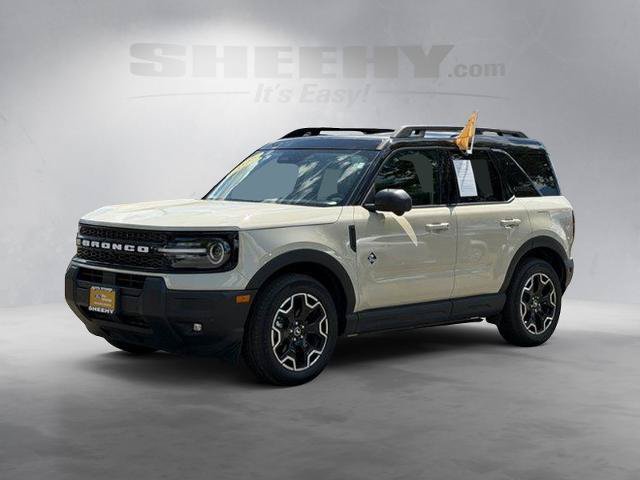Certified 2025 Ford Bronco Sport Outer Banks w/ Outer Banks Tech Package+ AWD/4WD image 18