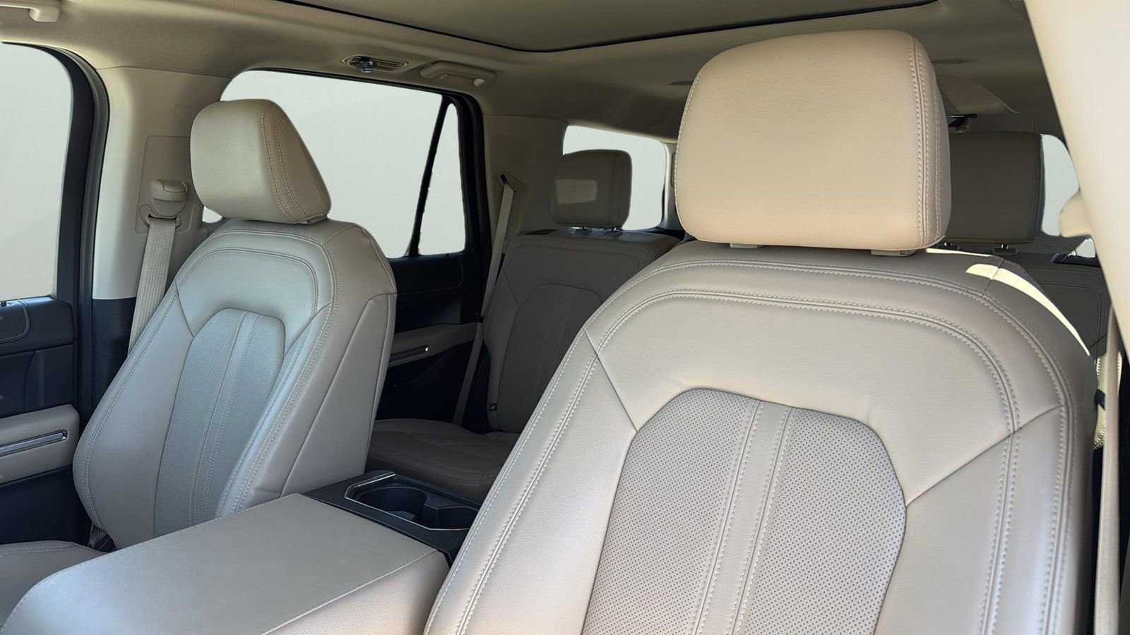 Certified 2023 Ford Expedition Limited image 10