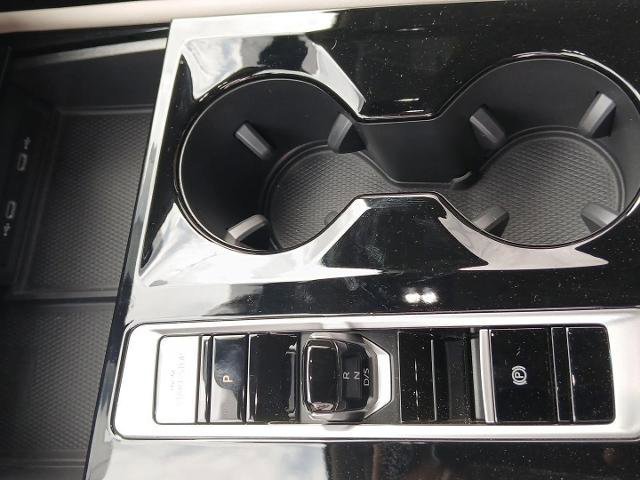 Used 2024 Volkswagen Atlas SE image 22