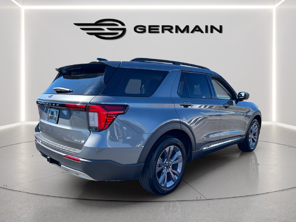 Certified 2025 Ford Explorer Active w/ Active Comfort Package AWD/4WD image 8