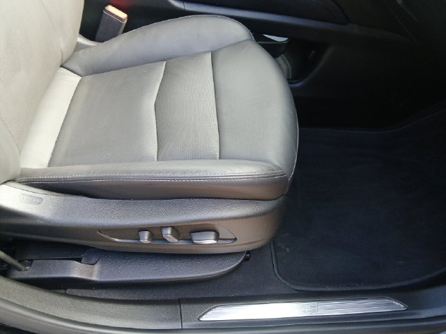 Used 2025 Cadillac XT5 Premium Luxury AWD/4WD image 49