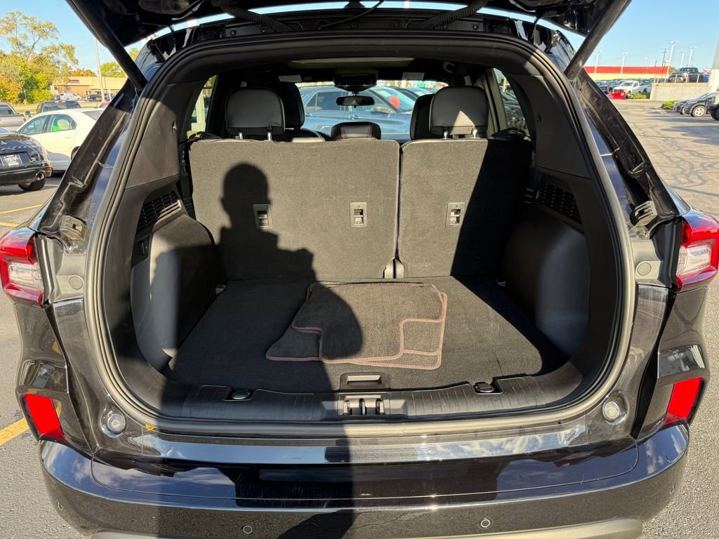 Certified 2023 Ford Escape ST-Line Select w/ Tech Pack #2 image 10