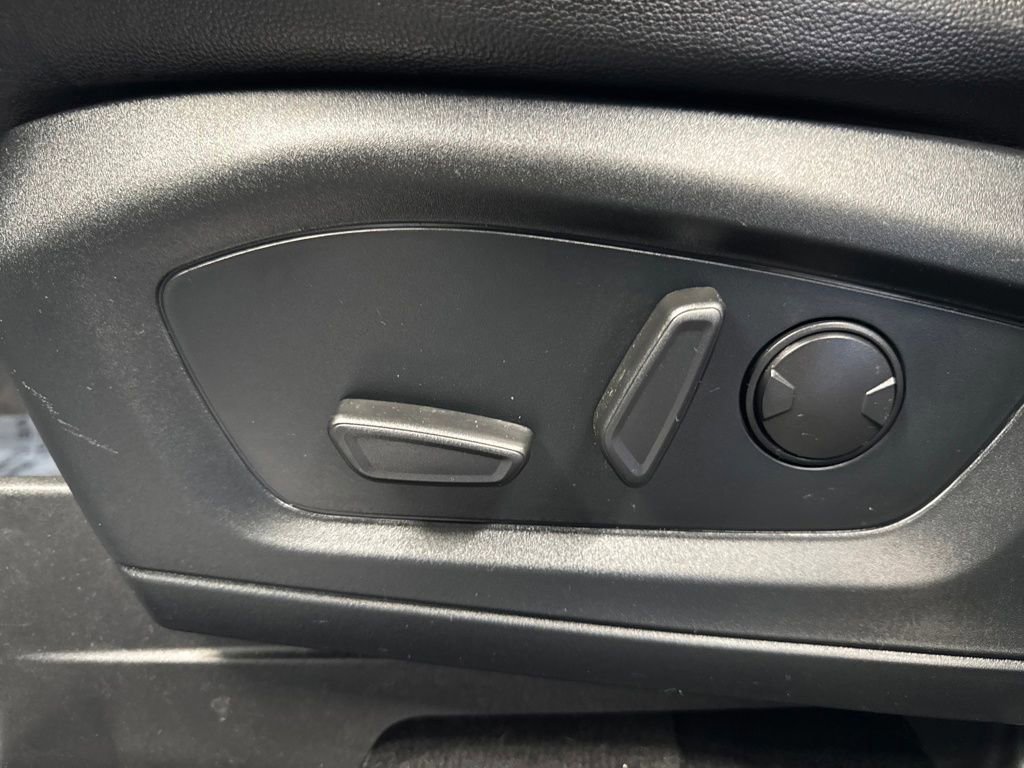 Certified 2021 Ford Explorer Limited w/ Equipment Group 301A image 26