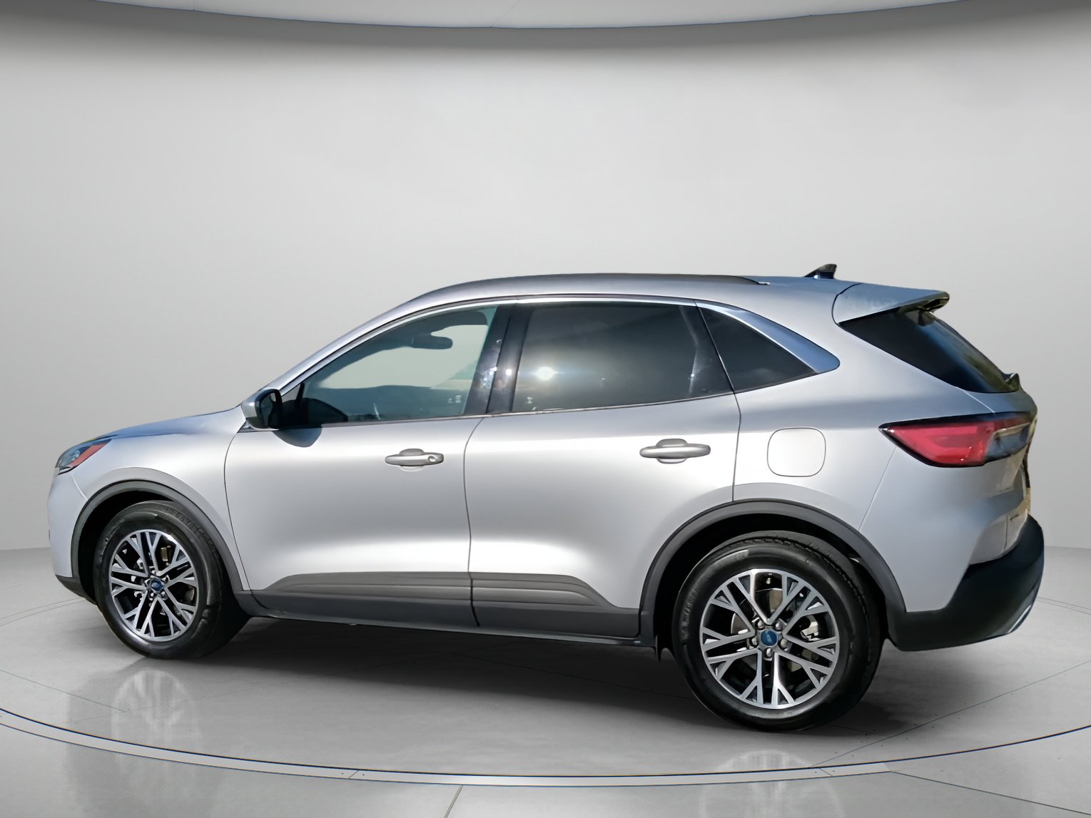 Certified 2020 Ford Escape SEL image 17