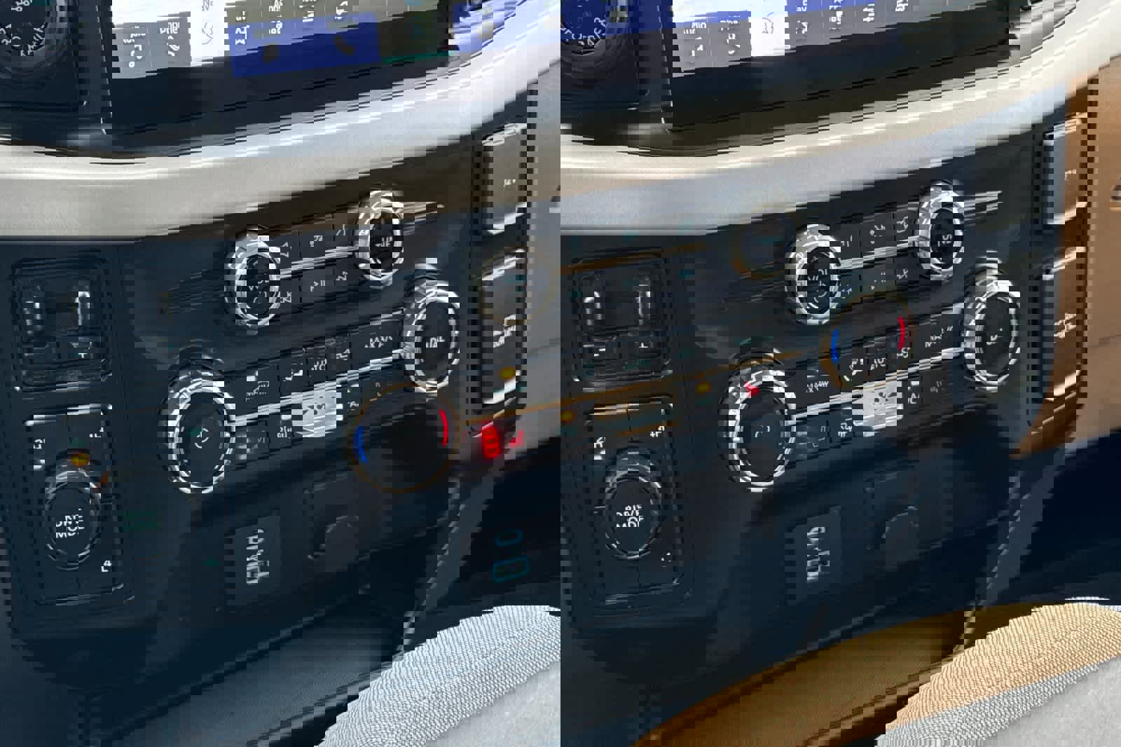 Certified 2023 Ford F150 XLT w/ Equipment Group 302A High image 20