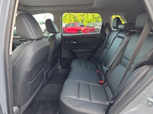 Used 2022 Nissan Rogue SL FWD image 13