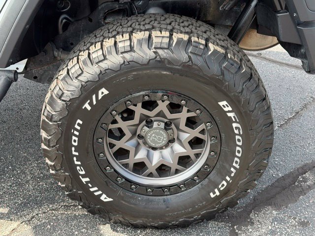 Used 2021 Jeep Wrangler Unlimited Rubicon AWD/4WD image 39