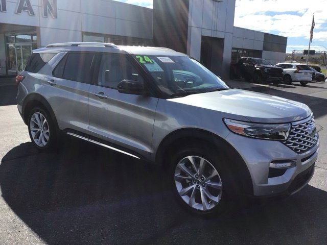 Certified 2024 Ford Explorer Platinum w/ Technology Package