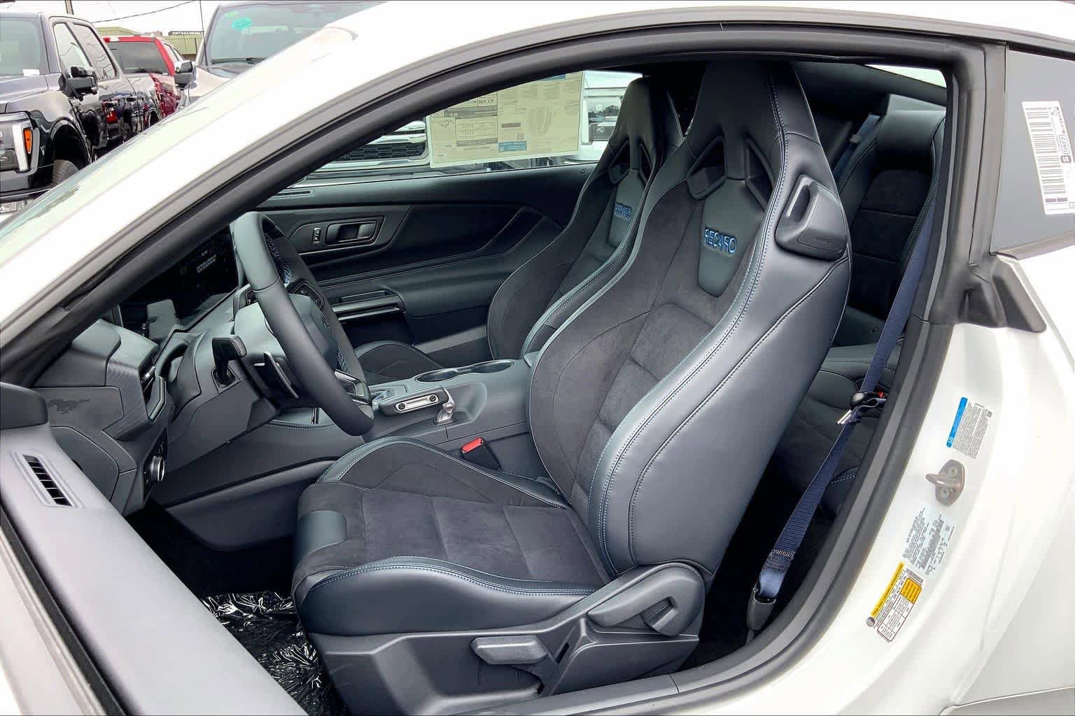 Certified 2025 Ford Mustang Dark Horse RWD image 9