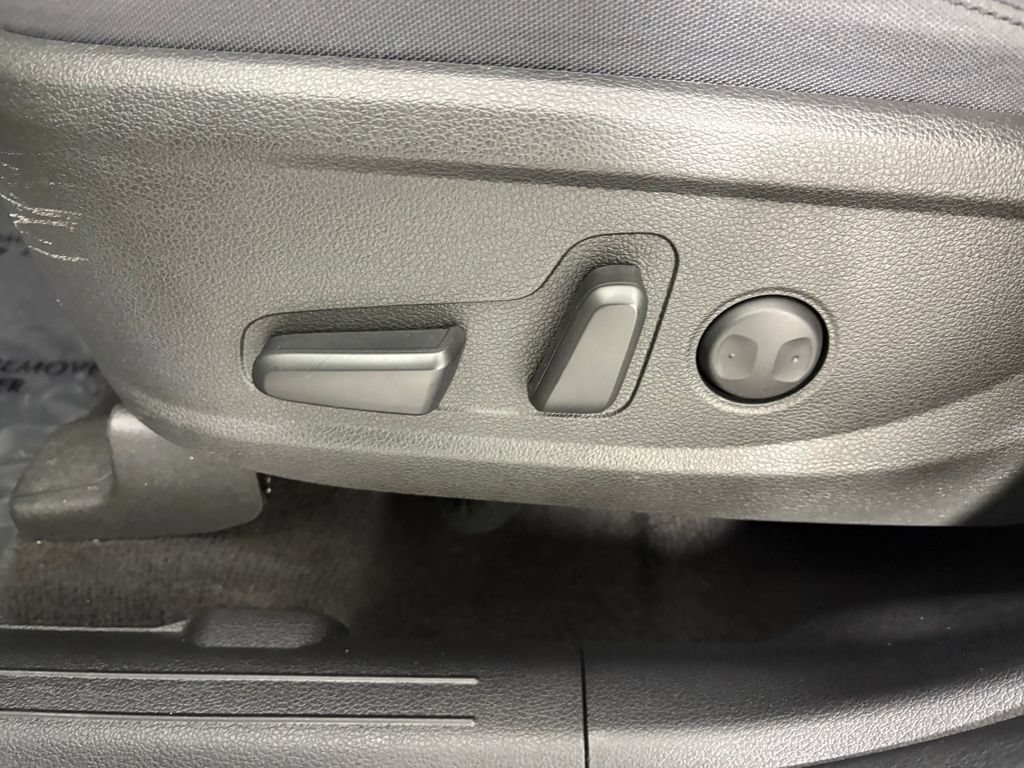 Used 2023 Hyundai Santa Fe SEL w/ Cargo Package AWD/4WD image 15