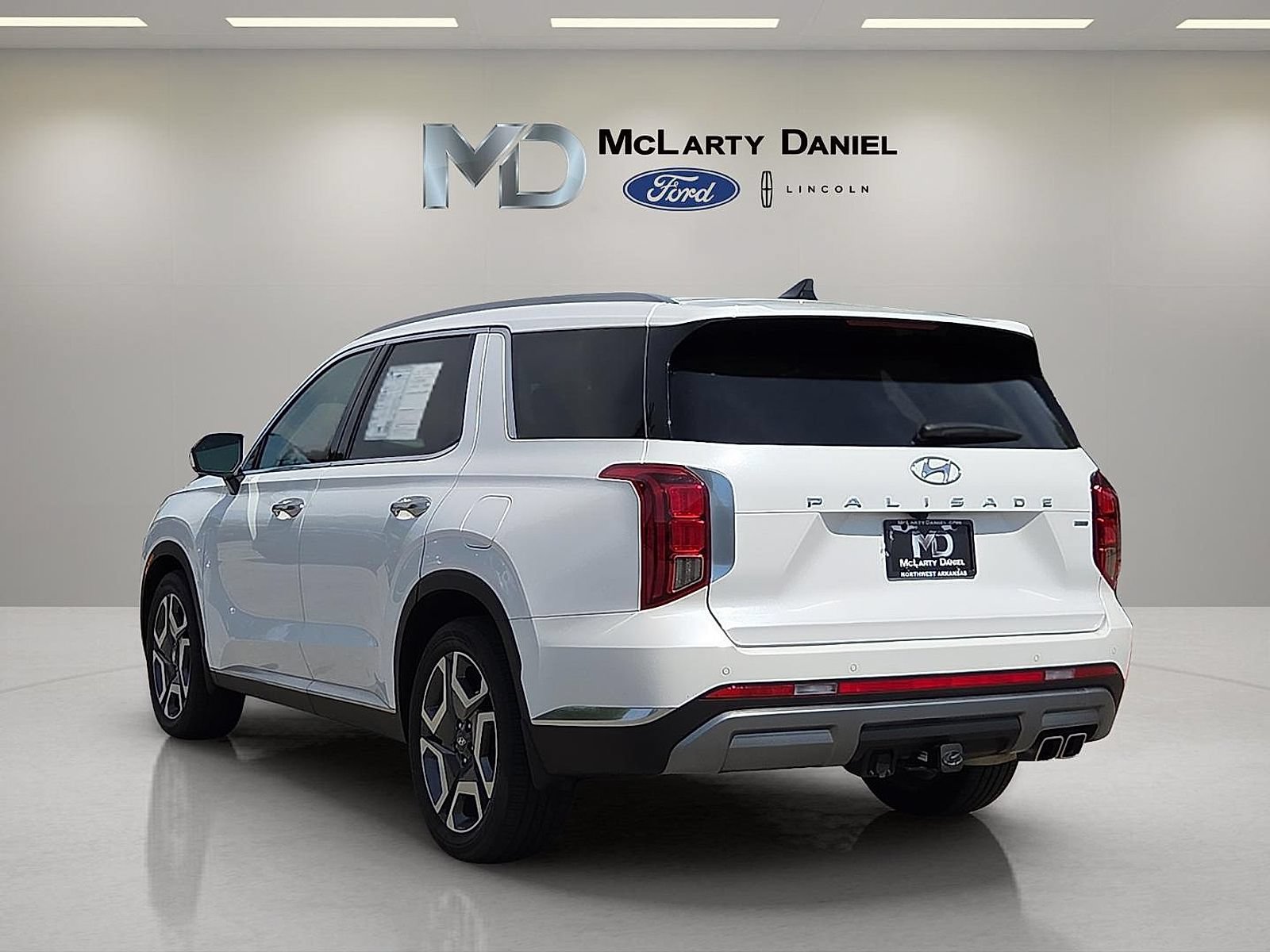 Used 2025 Hyundai Palisade Limited AWD/4WD image 4