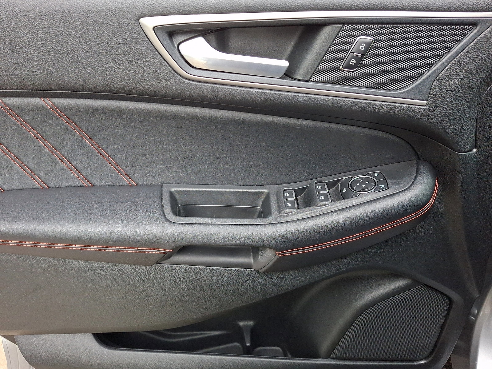 Certified 2022 Ford Edge ST-Line image 15