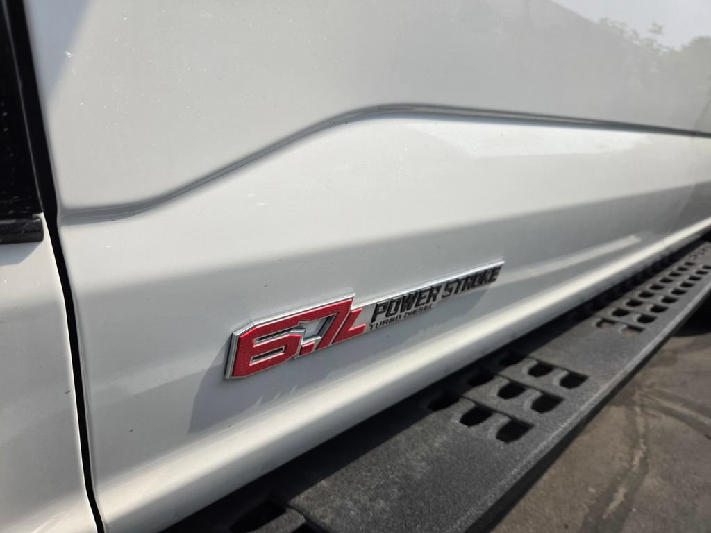 Certified 2024 Ford F350 Lariat w/ Lariat Ultimate Package AWD/4WD image 9