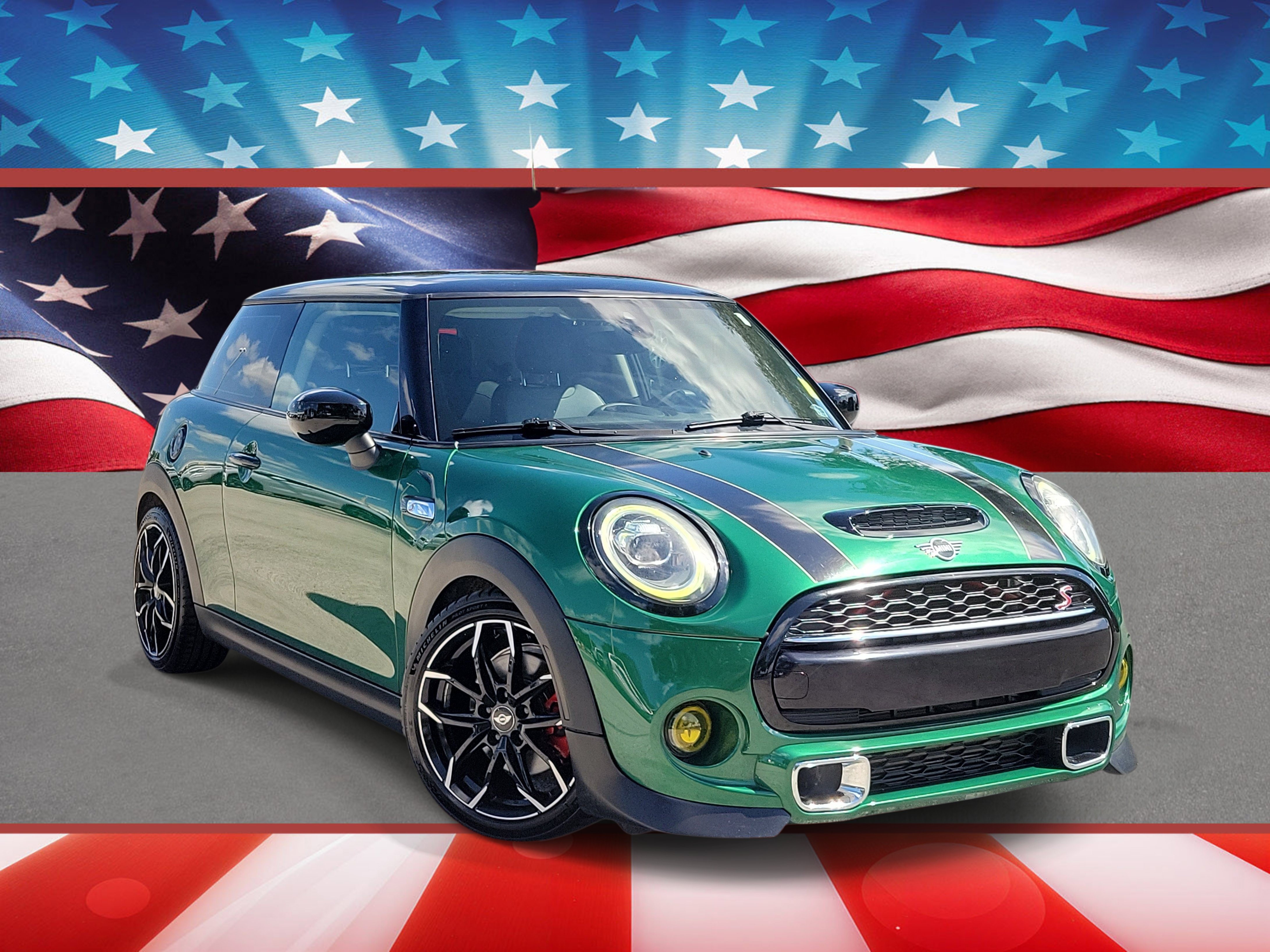 Used 2021 MINI Cooper S FWD image 1