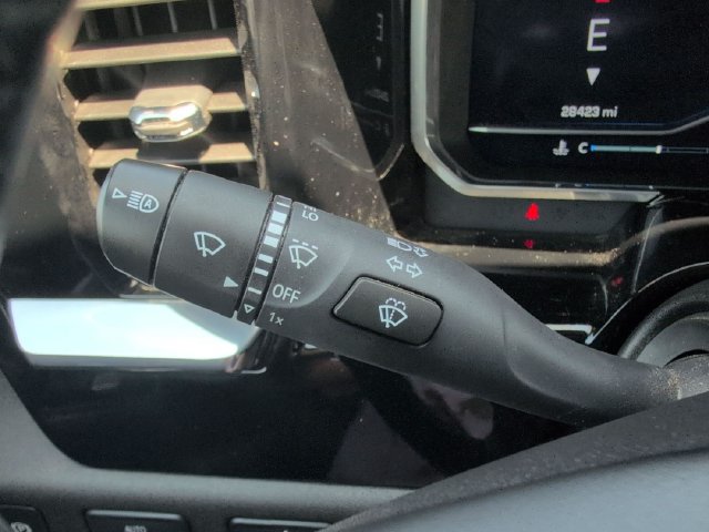 Used 2024 Chevrolet Silverado 1500 LT AWD/4WD image 24