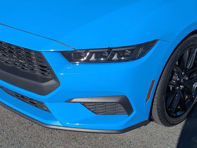 Certified 2024 Ford Mustang Coupe image 10