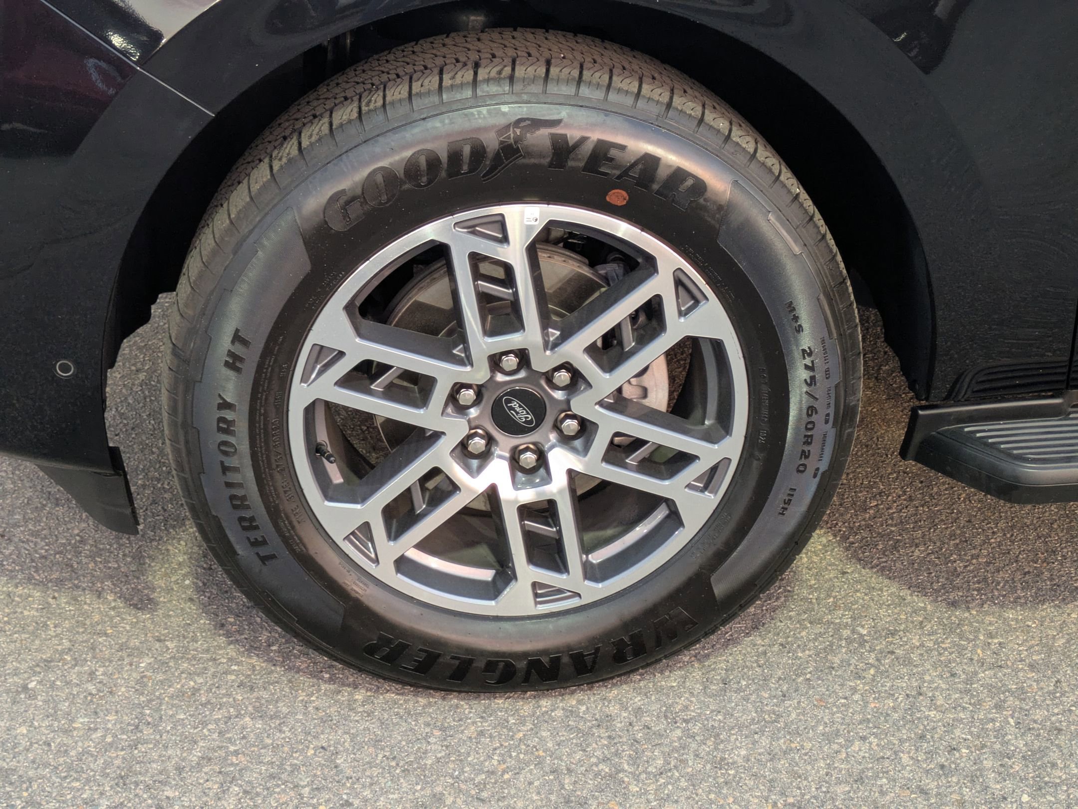 Certified 2025 Ford Expedition Active image 11