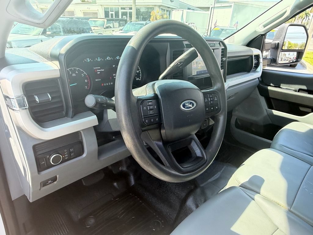 Certified 2024 Ford F250 XL RWD image 10