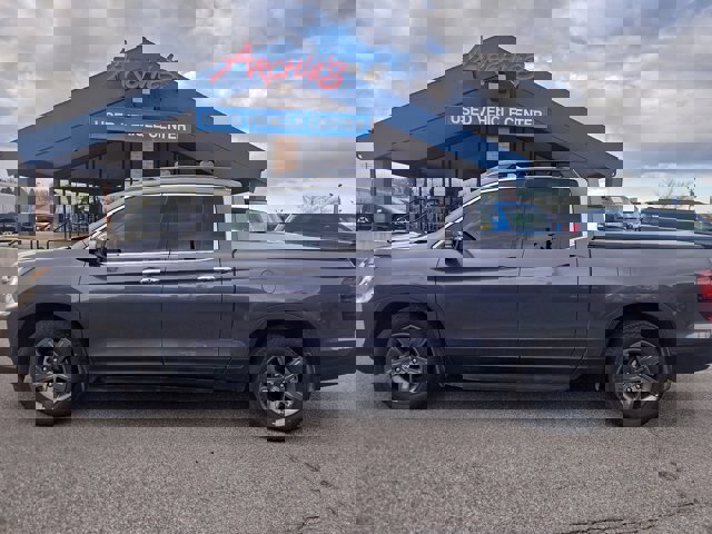 Used 2022 Honda Ridgeline RTL-E image 2