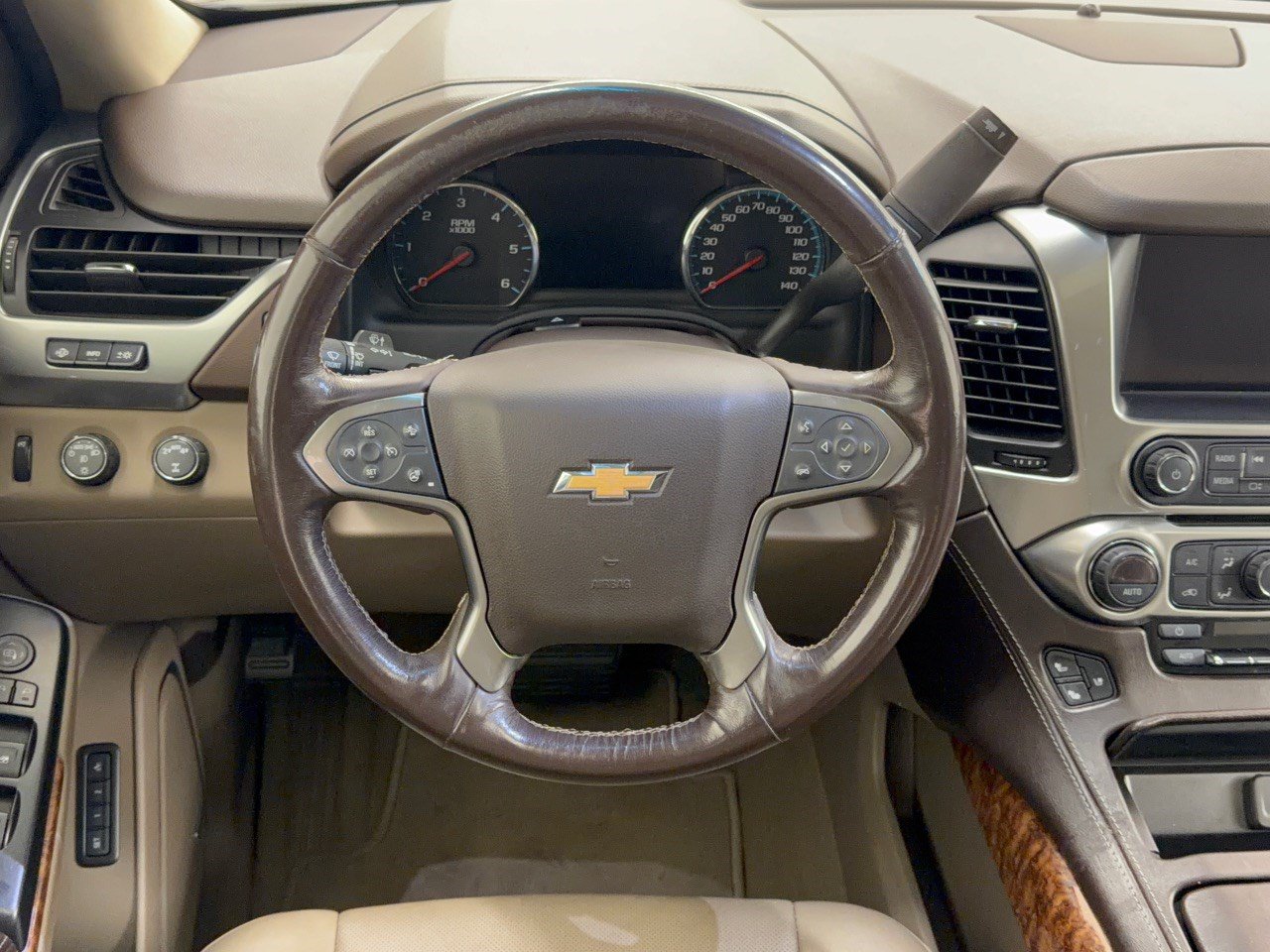 Used 2018 Chevrolet Tahoe Premier AWD/4WD image 10