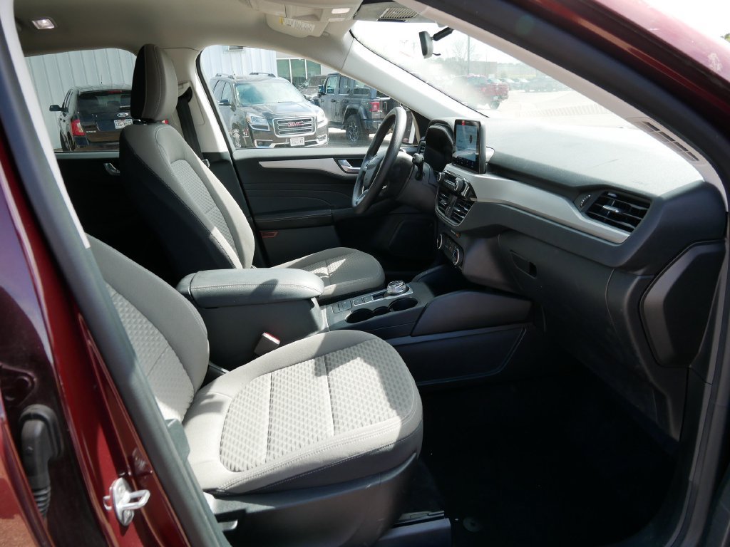 Certified 2021 Ford Escape SE AWD/4WD image 13