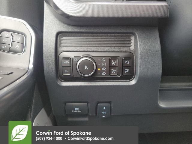 Certified 2025 Ford F450 Platinum AWD/4WD image 29