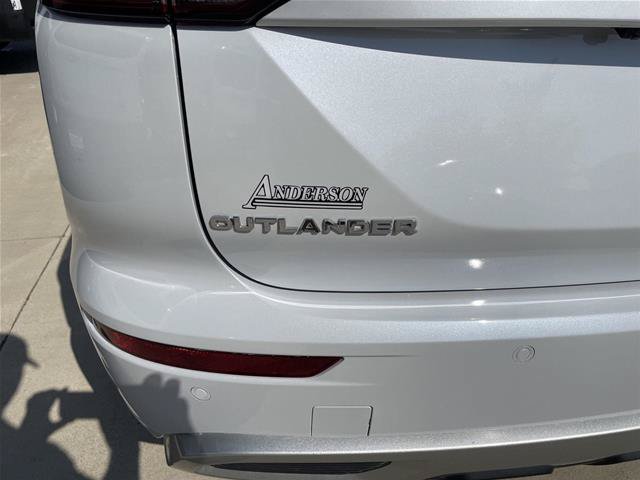 Used 2023 Mitsubishi Outlander SEL FWD image 39
