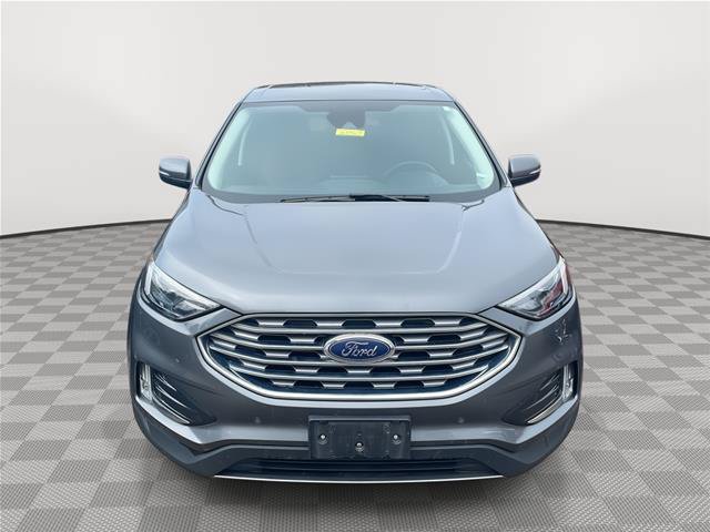 Certified 2024 Ford Edge Titanium AWD/4WD image 2